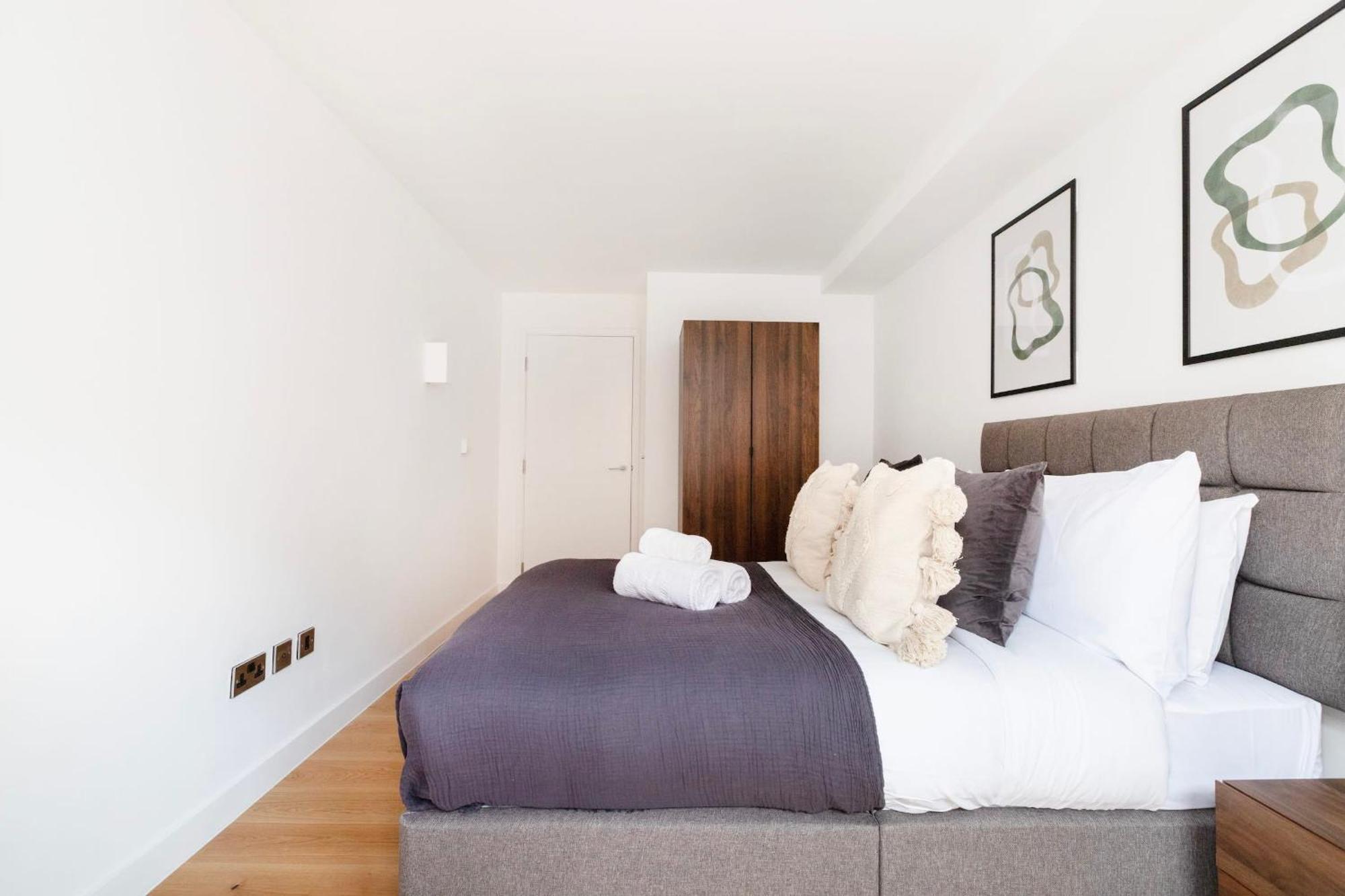 Soho & Fitzrovia With Balcony - Cityapartmentstay * Londres
